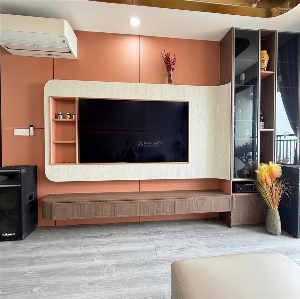 Ở ngay căn 2pn 12tr/th full nội thất xịn, mới tại opal skyline thuận an