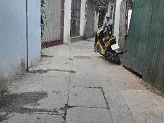 Bán nhà tt hai bà trưng  trương định 61m2 4tầng 6pn chỉ 9,7tỷ dân xây kcbt chắc chắn