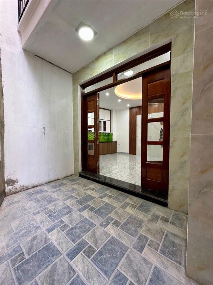 Bán nhà minh khai 32,5m2 5tầng 9,75tỷ (ctl) nhà mới sát phố ô tô đỗ cổng tt hai bà trưng