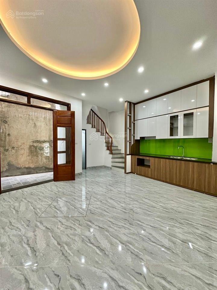 Bán nhà minh khai 32,5m2 5tầng 9,75tỷ (ctl) nhà mới sát phố ô tô đỗ cổng tt hai bà trưng