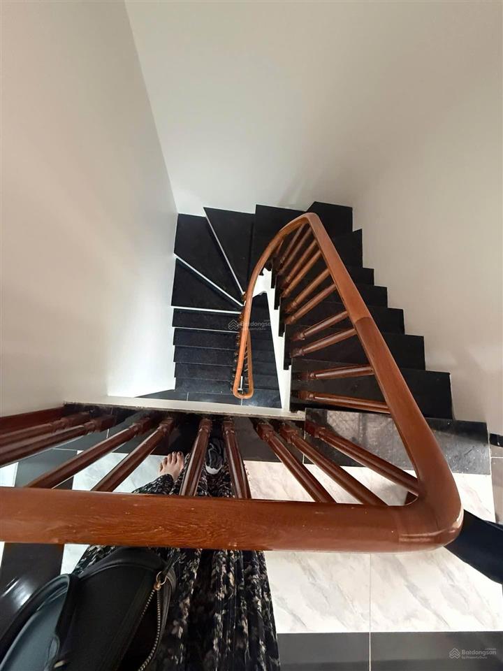 Minh khai tt hai bà trưng, dân xây độc lập, full nội thất, 2 mặt thoáng 4tầng 4ngủ