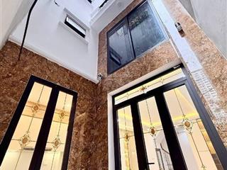 Bán nhà trương định, nhà mới keeng thang máy, sân rộng thoáng, 55m2 6tầng chỉ 10,8tỷ (ctl)