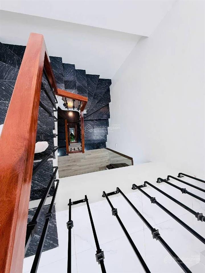 Bán nhà phố hồng mai tt hai bà trưng lô góc thoáng sáng nhà đẹp full nội thất 40m2 4ngủ chỉ 9,5tỷ