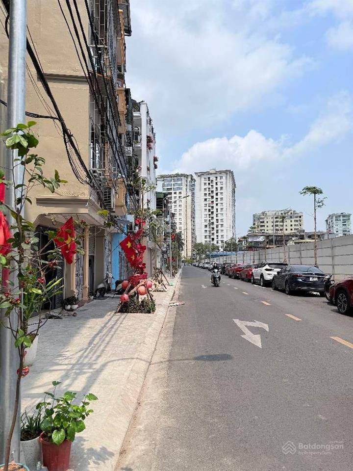 Bán nhà lạc trung tt hai bà trưng, 36m2 4tầng cách ô tô tránh 10m, chỉ 10tỷ (ctl)