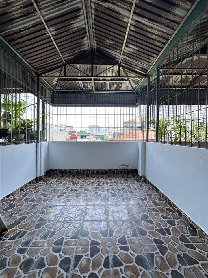 Tt hoàng mai gần hồ đền lừ 35m2 5tầng chỉ 8,45tỷ 2mặt thoáng dân xây chắc chắn