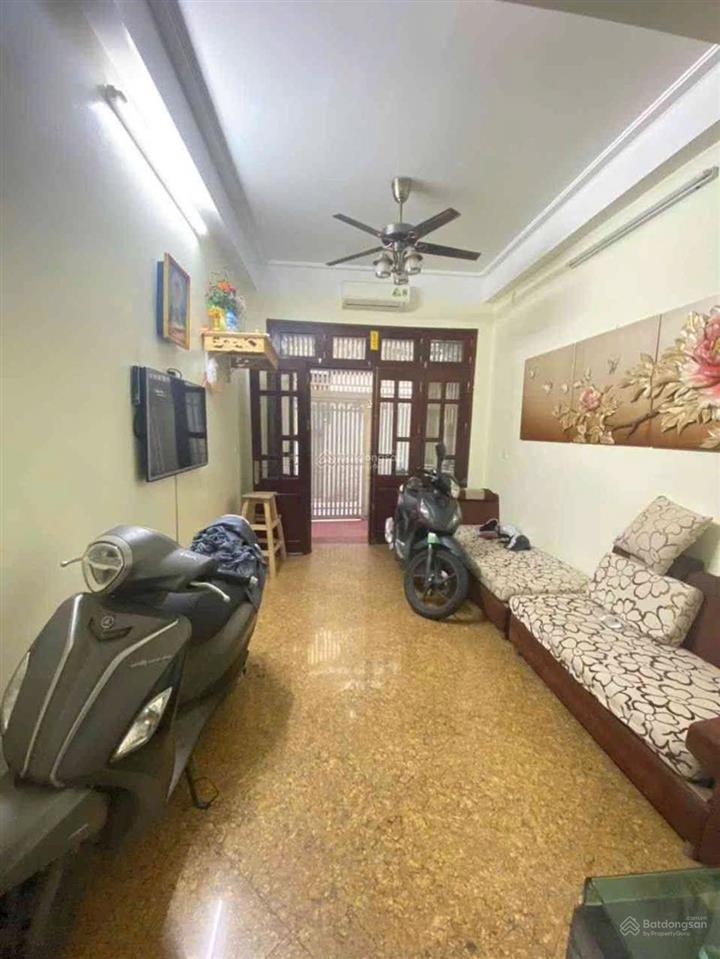 Bán nhà tt hai bà trưng  kim ngưu, 49m2 5ngủ dân xây kcbt, chỉ 10,5 tỷ (ctl)