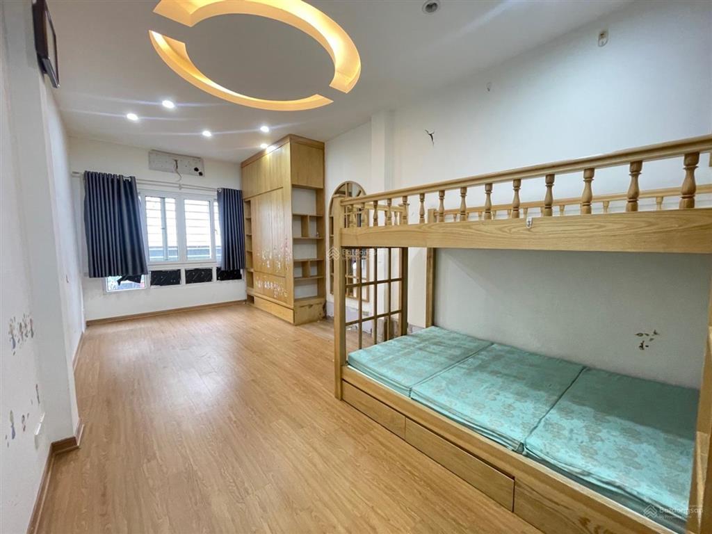 Bán nhà phân lô yên lạc, tt hai bà trưng, 36m2, 5 tầng, 12,99 tỷ (ctl)