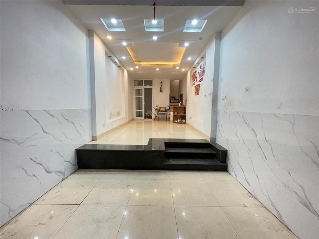 Bán nhà phân lô yên lạc, tt hai bà trưng, 36m2, 5 tầng, 12,99 tỷ (ctl)