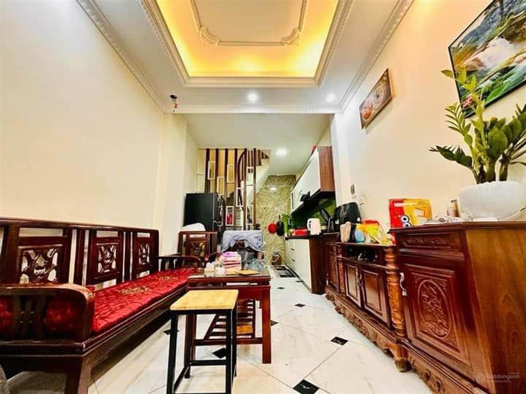Tân mai lô góc 2 thoáng full nội thất gần phố 28m2 4tầng 3ngủ chỉ 6,5tỷ (ctl)