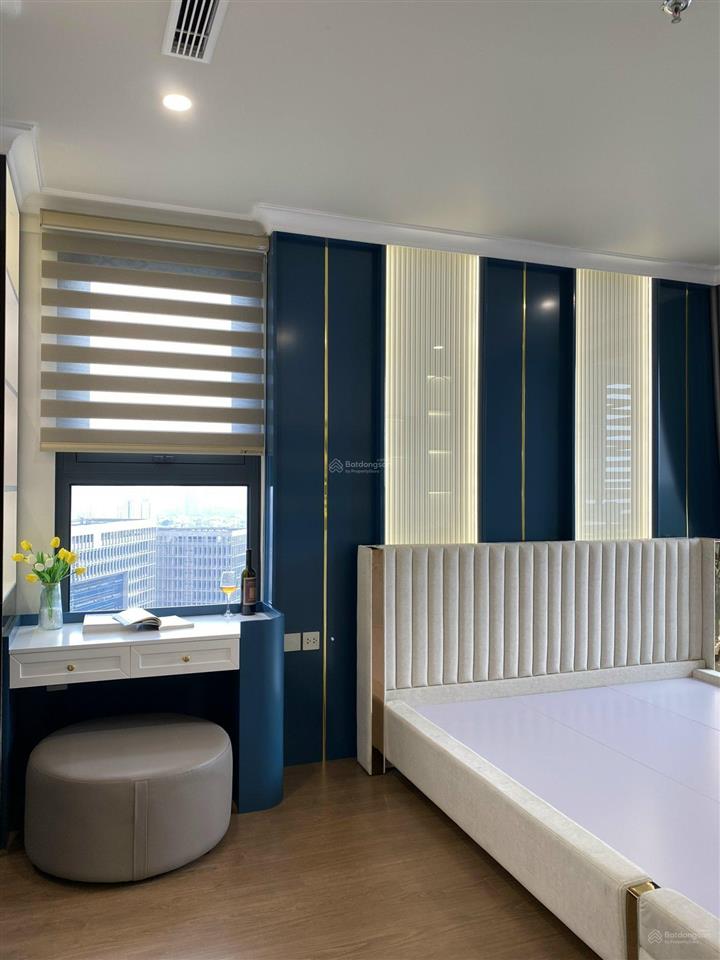 Chuyển nhượng căn hộ 3 ngủ full đồ nội thất, điện tử & lạnh đồ đẹp tầng 25 căn góc view công viên