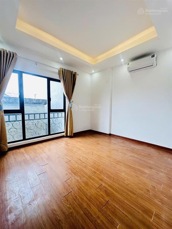 Phú lương hà đông 33m2, dân xây, 1 nhà ra ôtô tránh, giá đầu tư, gần nhiều trường đh, nhỉnh 5 tỷ