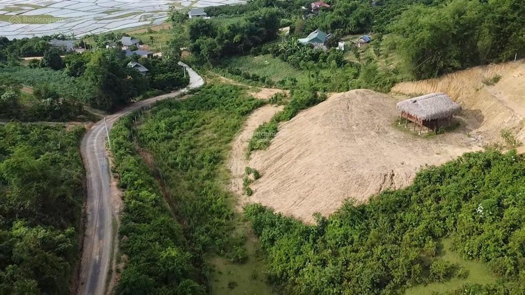 Bán đất nghỉ dưỡng mãn đức  hòa bình 11.000m có 400m thổ cư, view panorama siêu đẹp