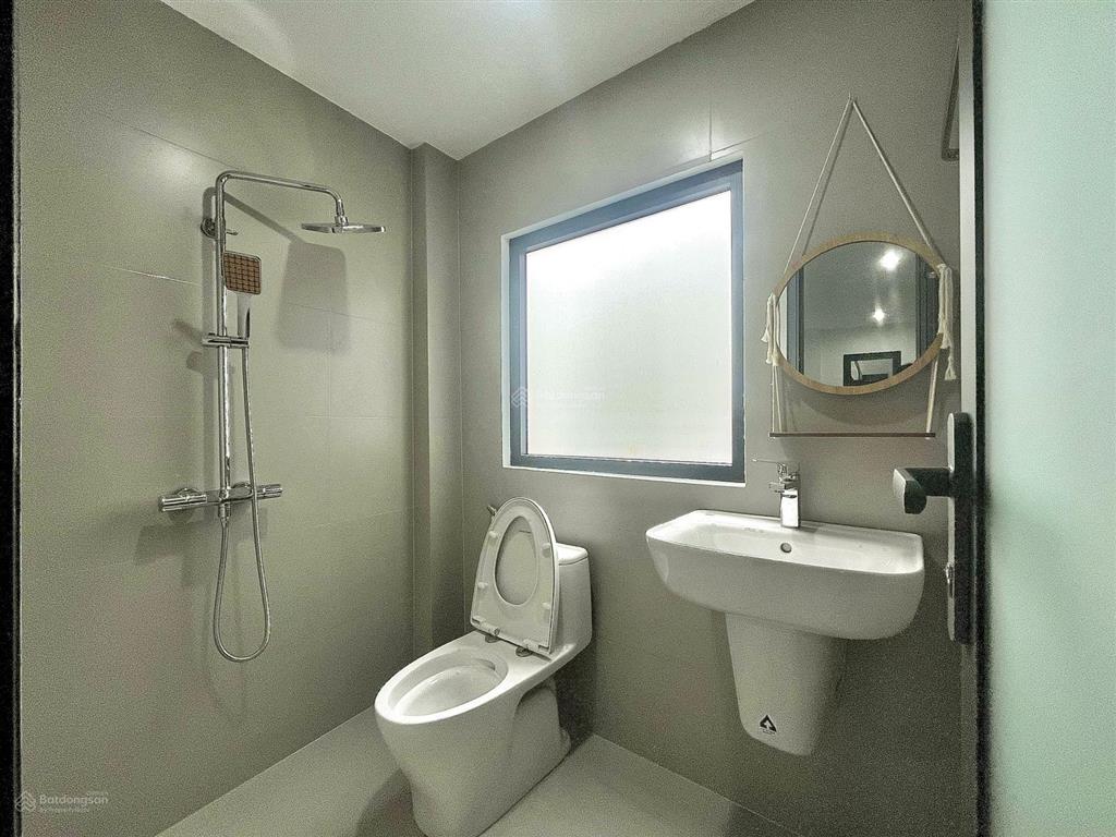 Chung cư mini 50m2 đối diện bệnh viện 175 hẻm oto