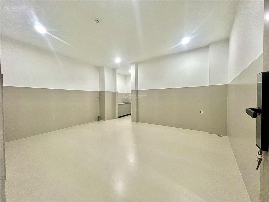 Chung cư mini 50m2 đối diện bệnh viện 175 hẻm oto