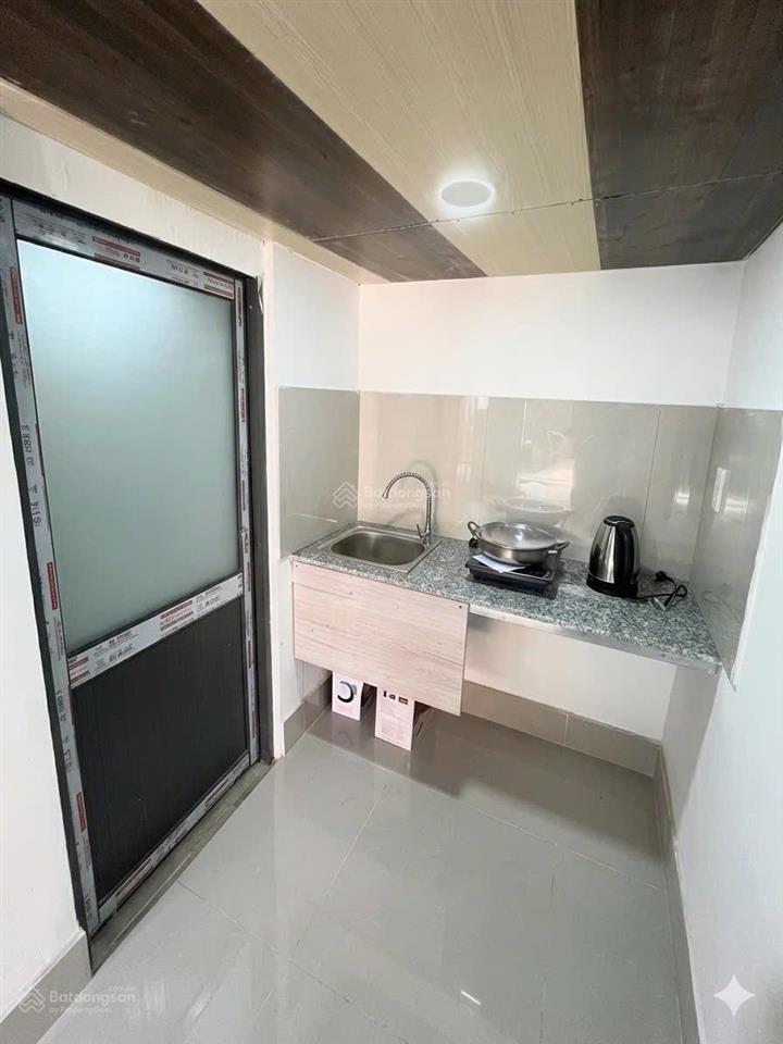 Cho thuê phòng giá rẻ ngay lê đức thọ gần iuh, vlu