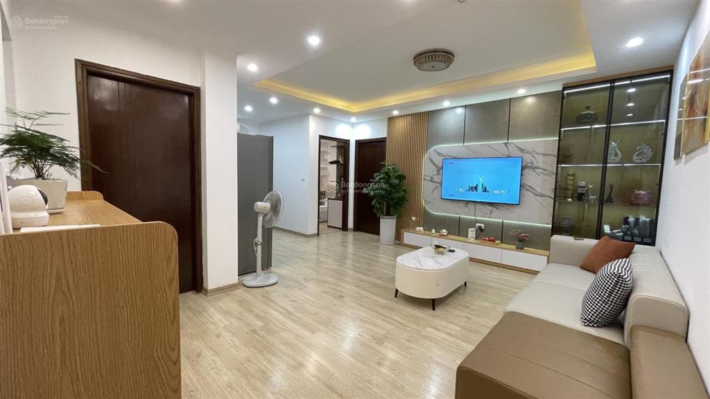 Chính chủ cần bán căn 90,6m2 3pn full nội thất tầng 18 tòa ct2 bộ tư lệnh yên nghĩa.