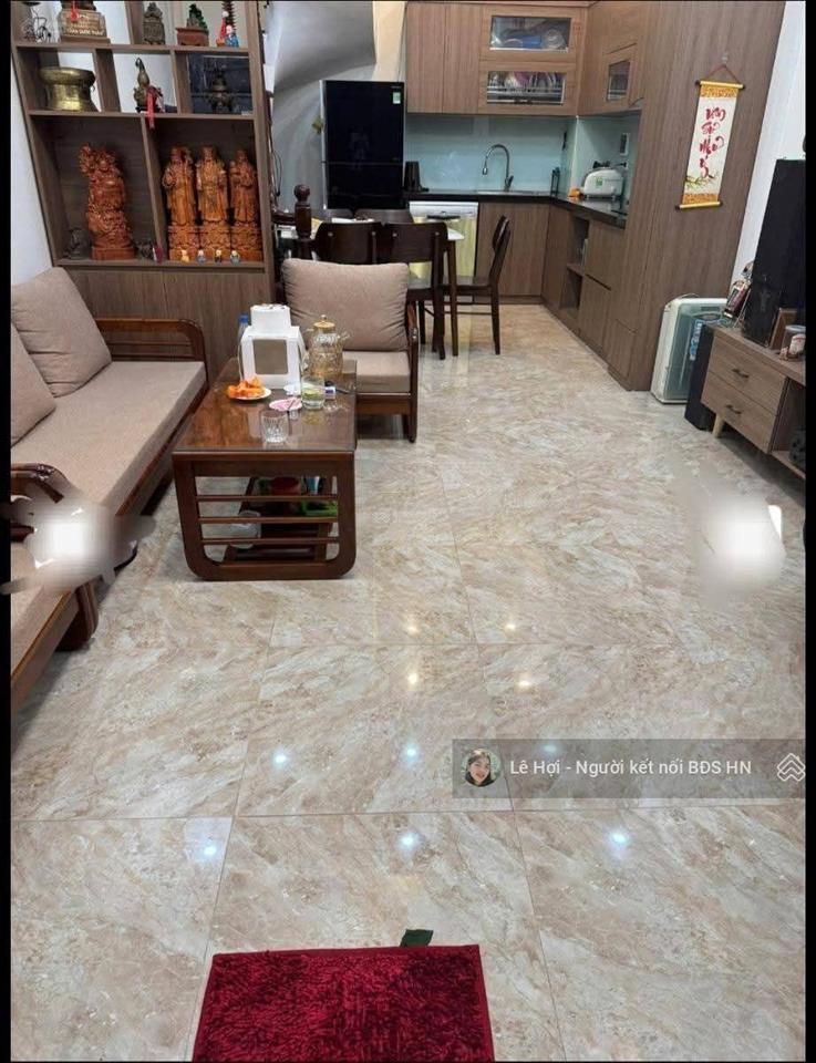 Hiếm! chỉ 14 tỷ sở hữu căn nhà phố thái hà, oto tránh, dân xây, có vỉa hè kinh doanh, rất gần phố