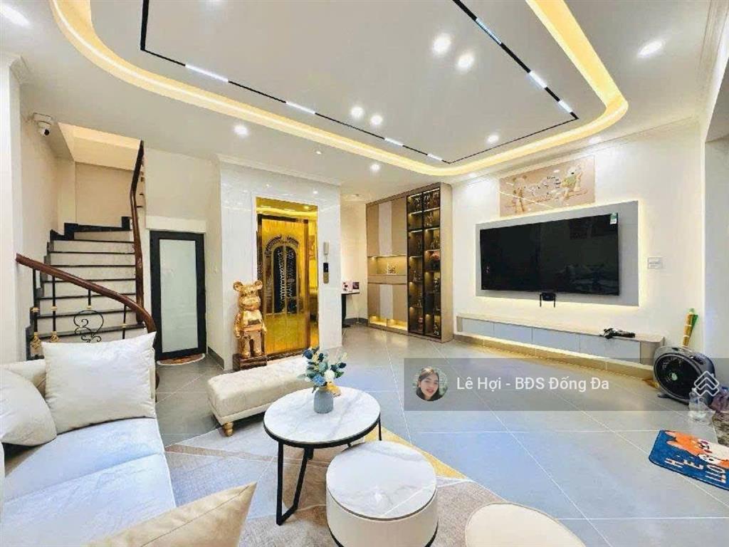Siêu phẩm 15 tỷ ngay ngã tư sở 48m2 * 7 tầng, thang máy, gần phố, full nội thất. trung tâm đống đa