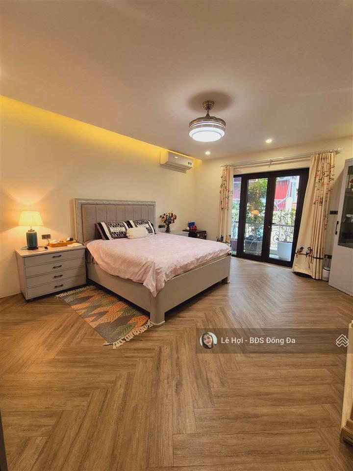 Gấp! bán nhà chùa bộc, đống đa. chỉ 15 tỷ, oto đỗ gần nhà, 20m ra phố, nhà đẹp full đồ ở ngay.