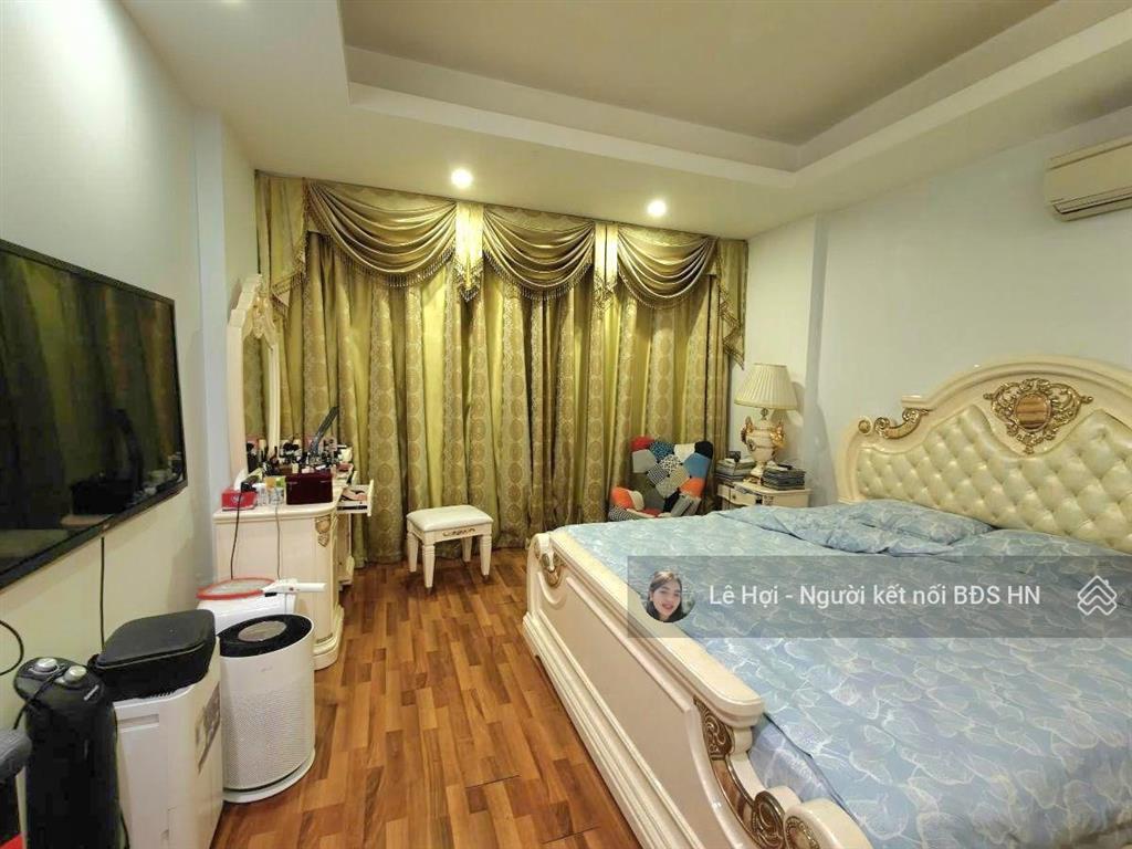 Sở hữu ngay ! oto đỗ gần, đông tác, dt hơn 45m2 *6 tầng siêu đẹp, 50m ra phố, dân trí cao, ở sướng.