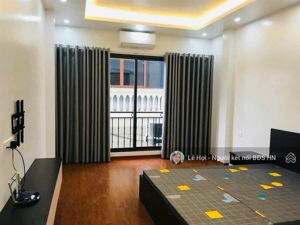 Hot! bán gấp tòa nhà 7 tầng thang máy phố nguyễn chí thanh [ đống đa], oto tránh, vỉa hè kinh doanh