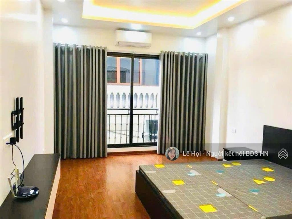 Hot! bán gấp tòa nhà 7 tầng thang máy phố nguyễn chí thanh [ đống đa], oto tránh, vỉa hè kinh doanh