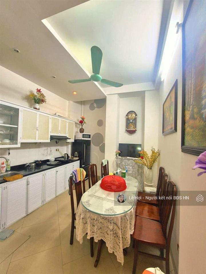 Bán nhà thái thịnh, đống đa. oto đỗ cửa, nhà dân xây 45m2 * 5 tầng kiên cố, gần phố, an sinh đỉnh.