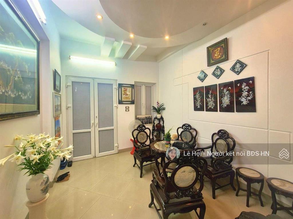 Bán nhà thái thịnh, đống đa. oto đỗ cửa, nhà dân xây 45m2 * 5 tầng kiên cố, gần phố, an sinh đỉnh.