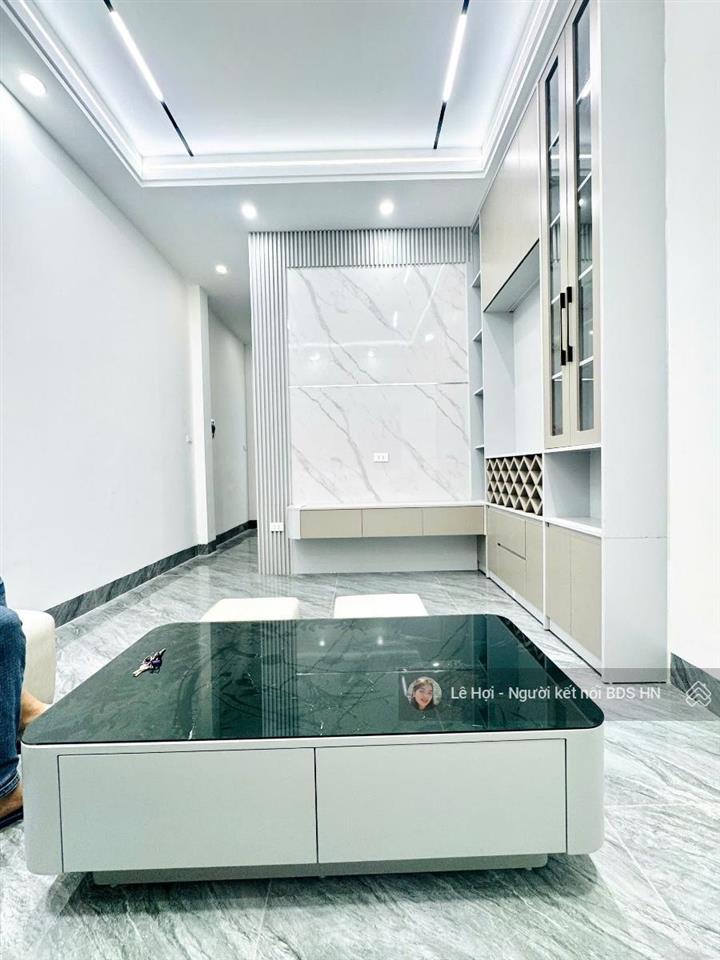 Siêu hiếm! phân lô đống đa, oto dừng đỗ, diện tích 45m2 * 5 tầng thang máy, full nội thất, gần phố.