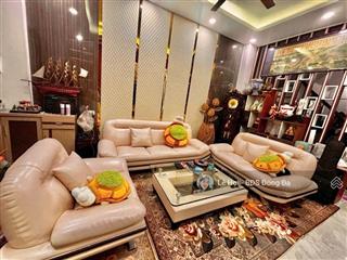 Chỉ 14 tỷ sở hữu nhà đẹp ngay ngã tư sở, phố thịnh quang 52m2 * 5t, thang máy, gần phố, dân trí cao