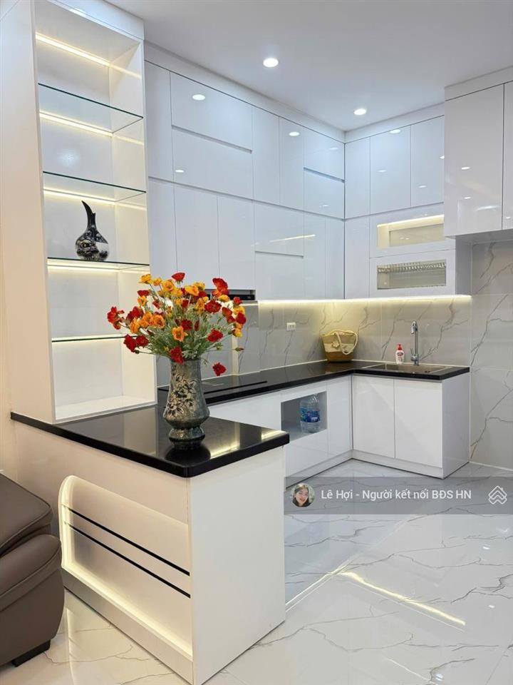 Gấp! bán nhà nguyễn phúc lai 45m2 * 5 tầng thang máy, 25m ra ôtô, full nội thất, sđcc ở ngay.