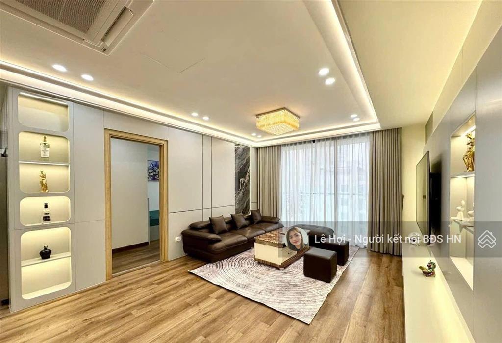 Bán tòa 7 tầng  thang máy, phố tôn thất tùng, đống đa. dt58m2, gần phố, ngõ thông, khu dân trí cao
