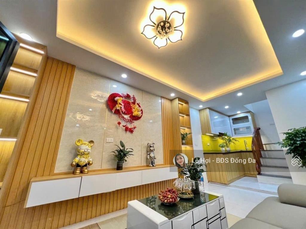 Chính chủ bán căn nhà 9 tỷ, pháo đài láng, 60m ra phố, ngõ thông 36m2 * 5t, khu an sinh cực tốt.