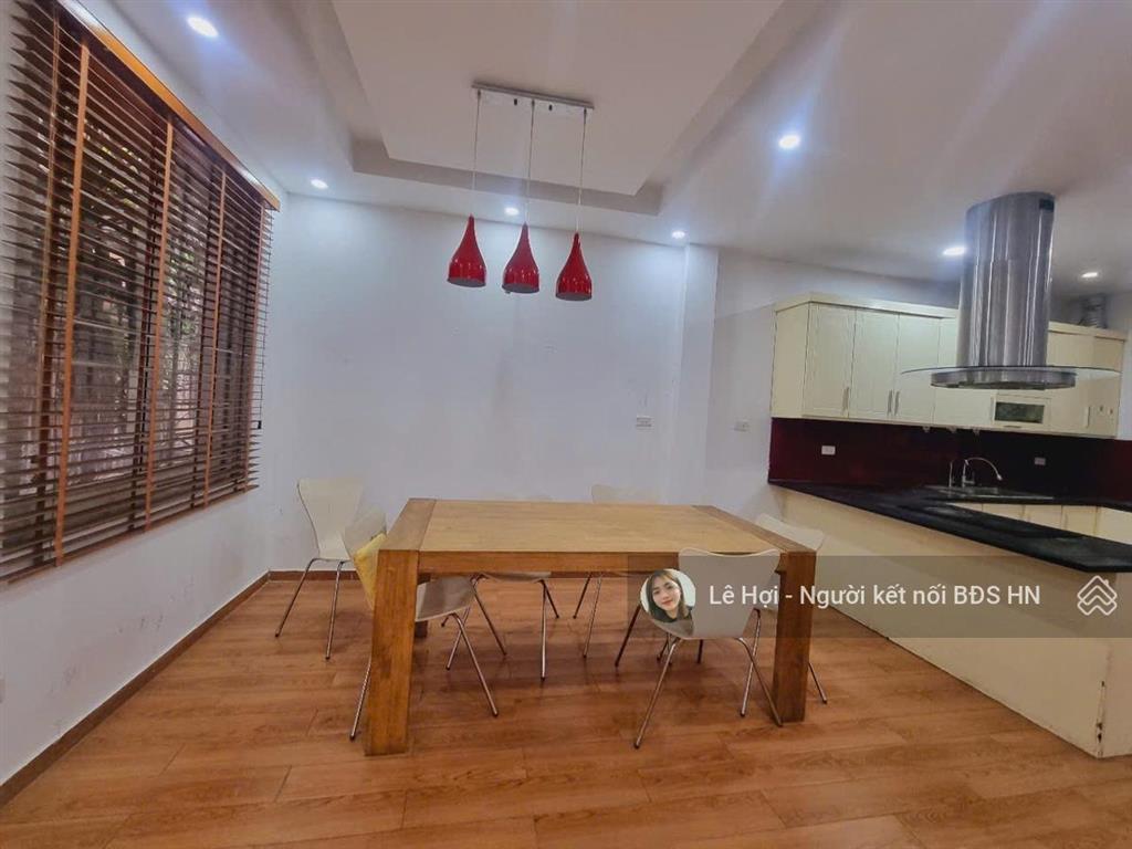 Gấp ! bán căn nhà lô góc phố chùa bộc diện tích khủng 62m2 * 4 tầng, oto tránh, gần phố kinh doanh.