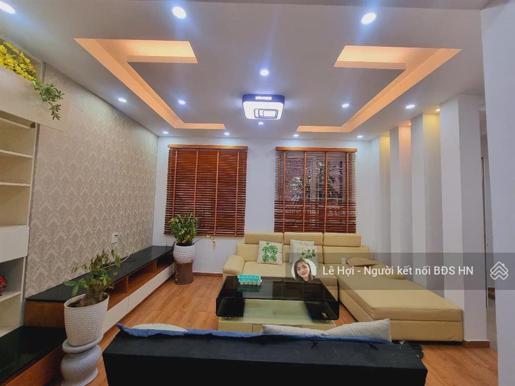 Gấp ! bán căn nhà lô góc phố chùa bộc diện tích khủng 62m2 * 4 tầng, oto tránh, gần phố kinh doanh.