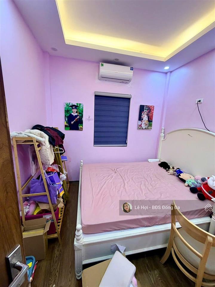 Hiếm! 15 tỷ  bán nhà thái hà  đống đa 42m2 * 5 tầng, gần phố, nhà dân xây 2 thoáng, full nội thất