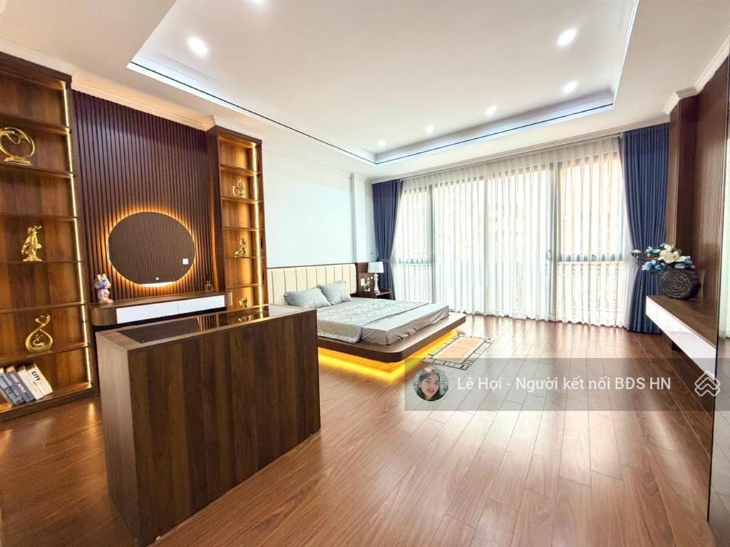Cần bán nhà đẹp phố la thành, 62m2 * 6 tầng thang máy, gần oto, khu dân trí cao, an sinh cực đỉnh.