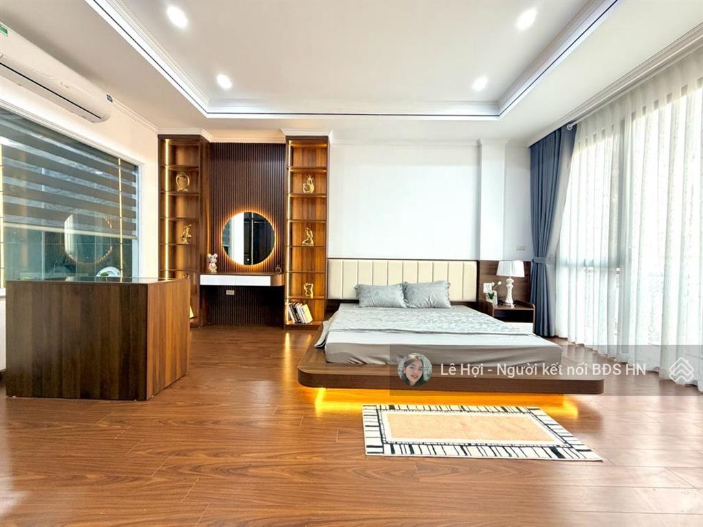Cần bán nhà đẹp phố la thành, 62m2 * 6 tầng thang máy, gần oto, khu dân trí cao, an sinh cực đỉnh.