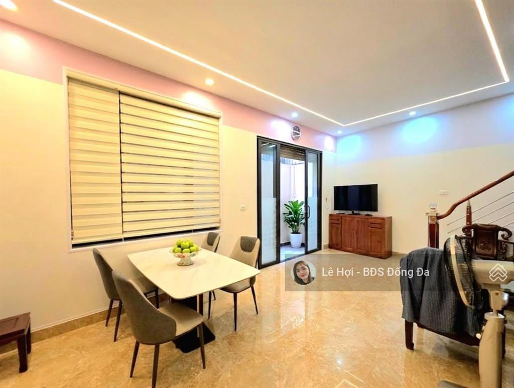 Bán nhà thịnh quang 50m2, oto đỗ cửa, lô góc 2 thoáng, nhà dân xây, khu dân trí cao, an sinh đỉnh.
