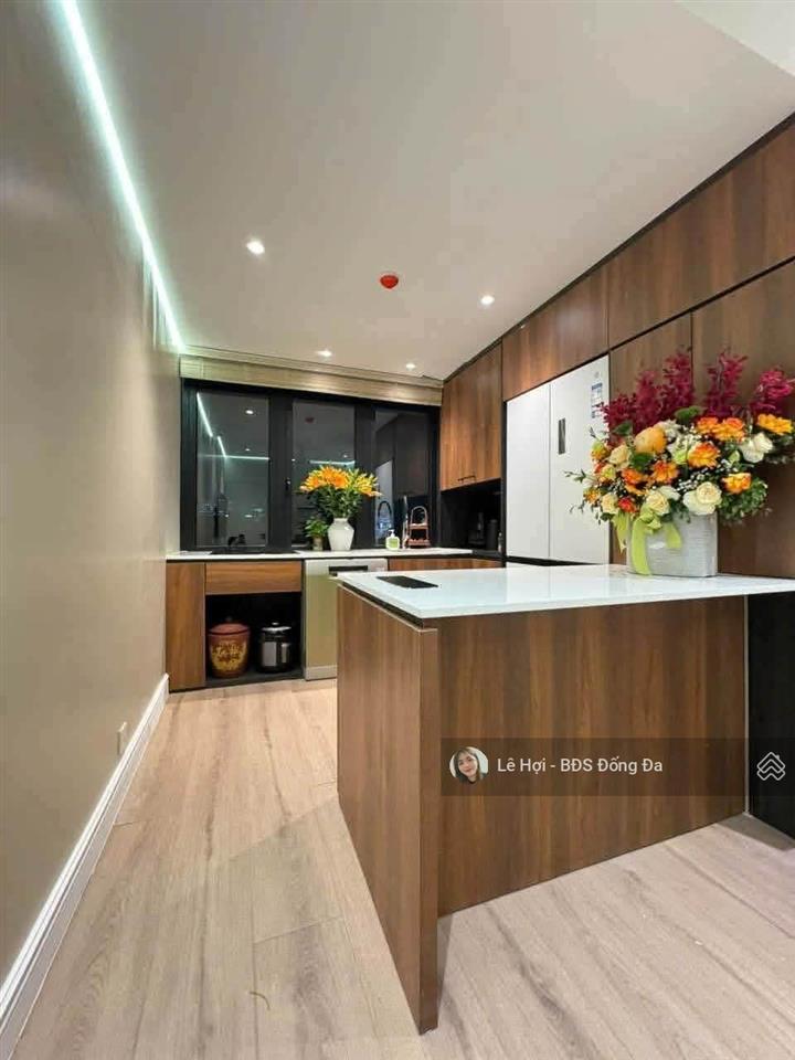 Hot! phố chùa bộc  đống đa, 19 tỷ  oto tránh, vỉa hè kinh doanh đỉnh cao. phố vip ở sướng.