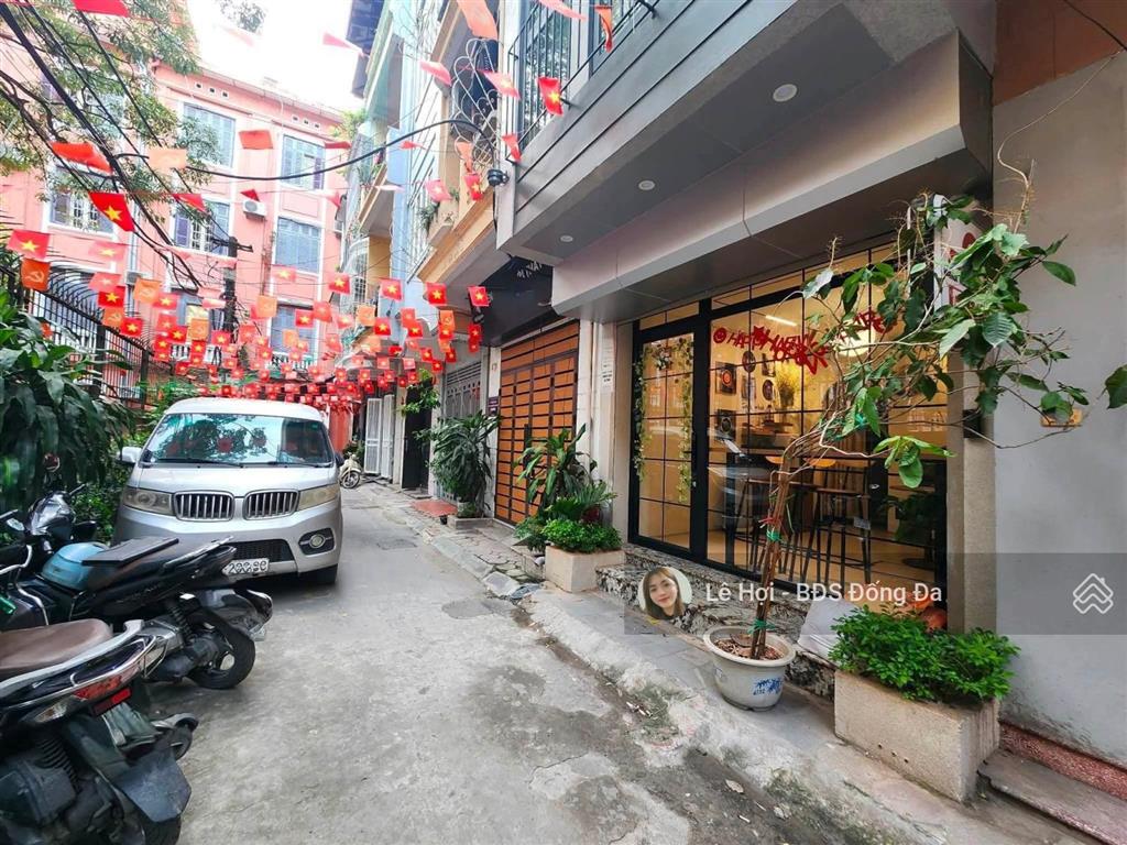 Hot! phố chùa bộc  đống đa, 19 tỷ  oto tránh, vỉa hè kinh doanh đỉnh cao. phố vip ở sướng.