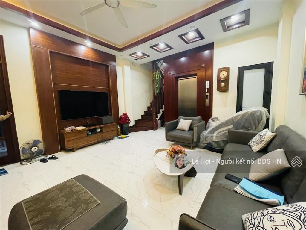 Cần bán gấp. căn nhà tây sơn. ô tô đỗ cửa 48m2*6t thang máy, dân xây chắc chắn, khu dân trí cao