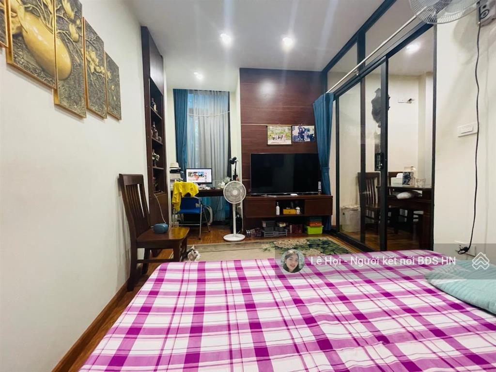 Cần bán gấp. căn nhà tây sơn. ô tô đỗ cửa 48m2*6t thang máy, dân xây chắc chắn, khu dân trí cao