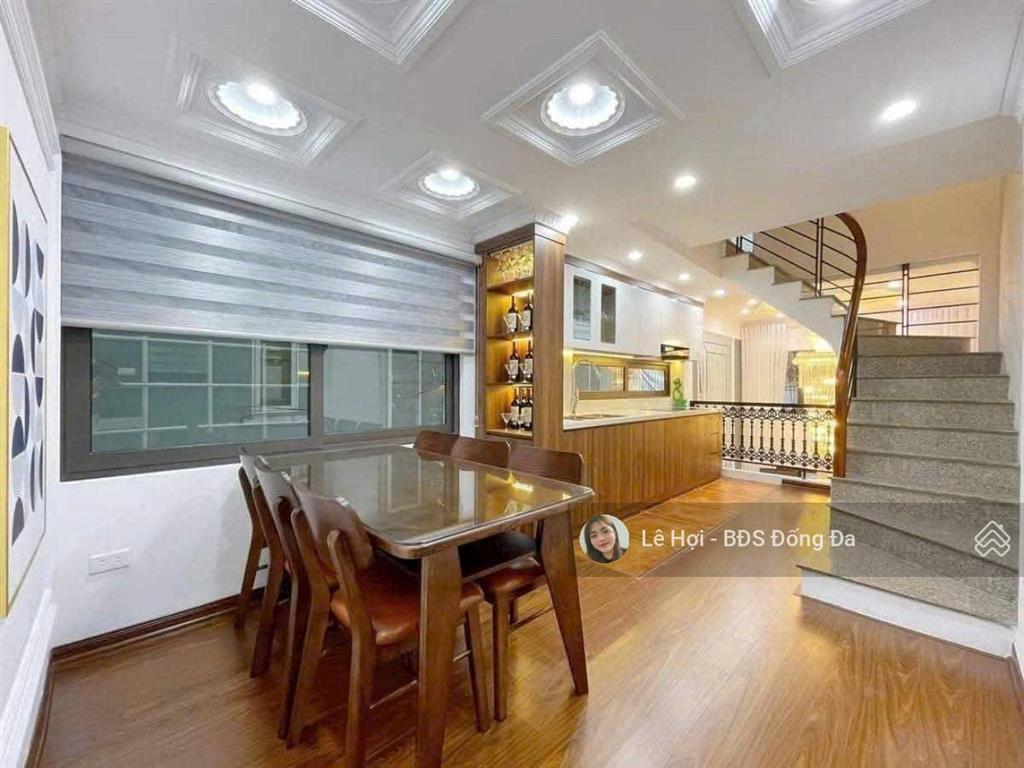 Bán nhà riêng đường láng, gần ngã tư sở, oto đỗ gần, ngõ thoáng, 40m2 * 5 tầng, chỉ 11 tỷ.