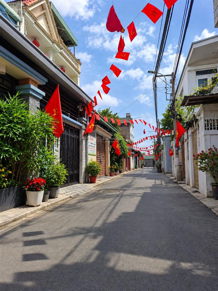 Đất đường số 9, cách phạm văn đồng chỉ 100m