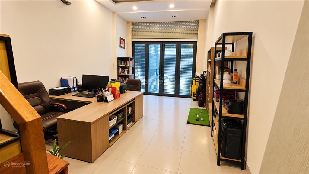 Nhà hxh 4 tầng ở hoàng diệu 2, 55m2, view đẹp, nhiều tiện ích