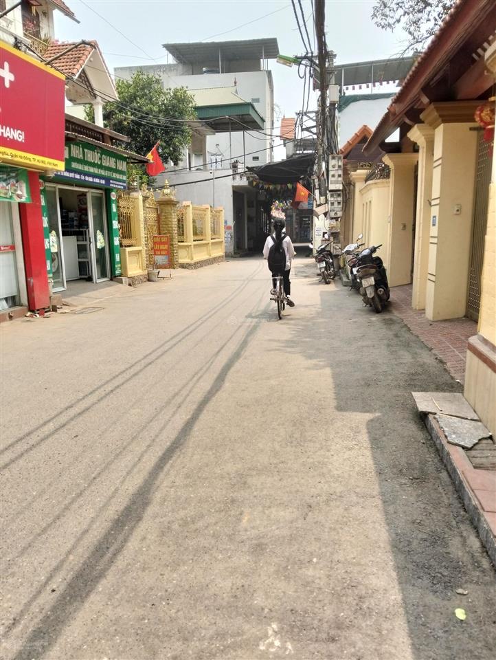 56m2 đất  tổ 8 yên nghĩa  ô tô đỗ cửa chỉ 5,65 tỷ ctl