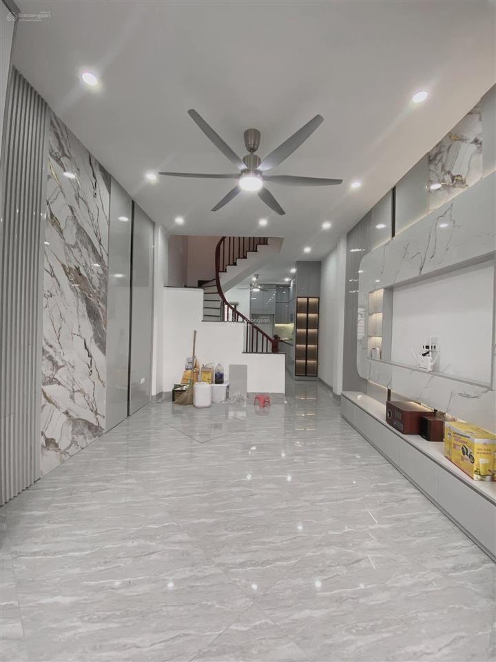 Bán nhà kiến hưng hà đông 39m 5 tầng, trục chính kinh doanh, ô tô 8,8 tỷ