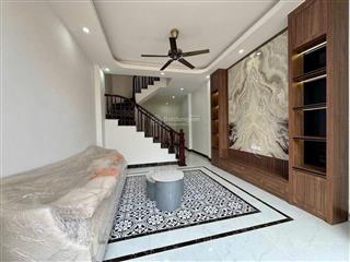 Bán nhà gần phố lê lợi hà đông 49m 3 tầng 7,4 tỷ