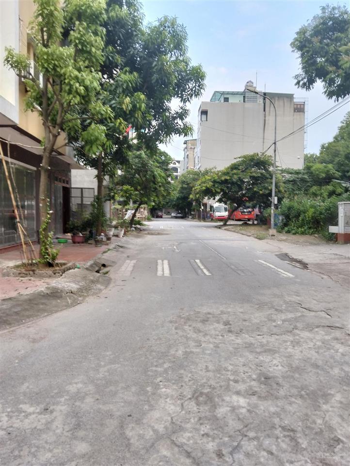 Bán lô đất dịch vụ yên nghĩa 50m không lỗi 9 tỷ có thương lượng thêm